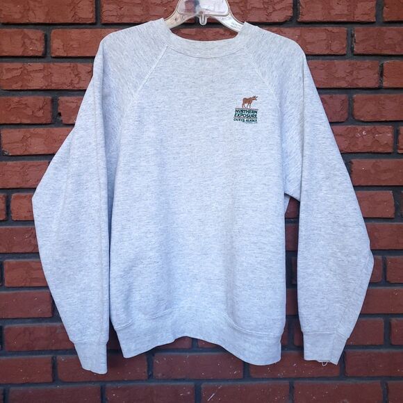 Vintage 90s Northern Exposure Sweatshirt L Crewneck Distressed Alaska Moose 1992 - Picture 3 of 15